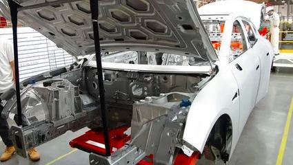 小鵬訂購1.2萬噸大型壓鑄機(jī) 技術(shù)轉(zhuǎn)讓下的趕超特斯拉之路